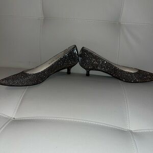 Stuart Weitzman 8 1/2 N kitten heel pumps